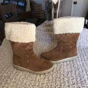 Used “ Coach “ Boots